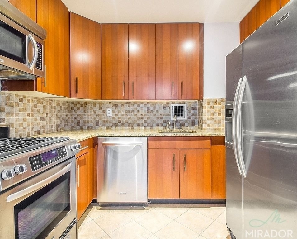 80 Madison Avenue - Photo 3
