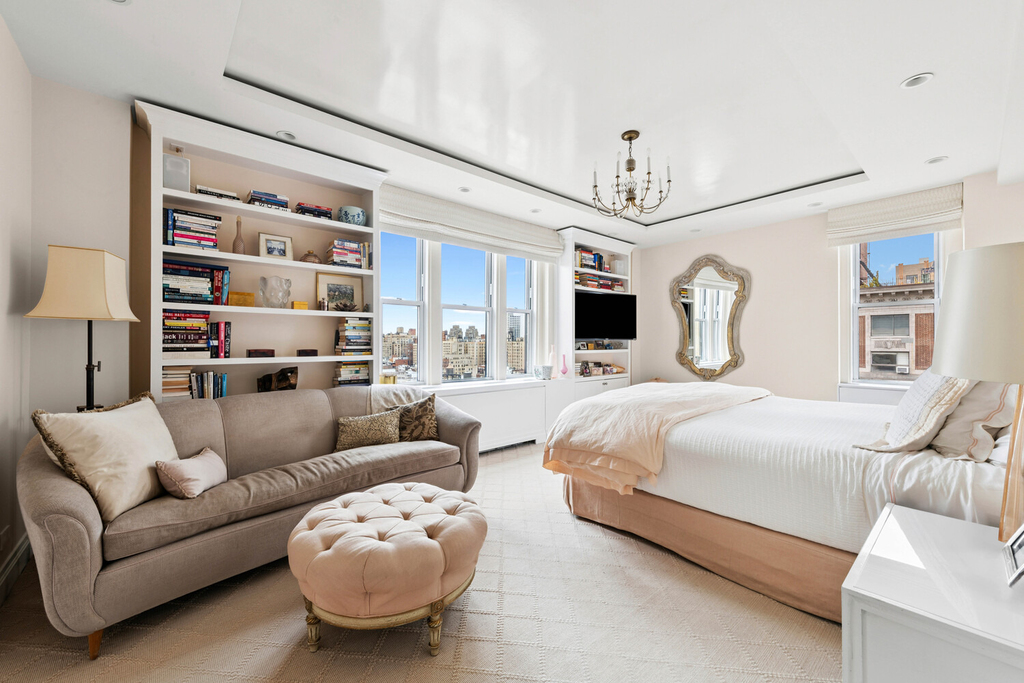 225 Central Park W - Photo 11