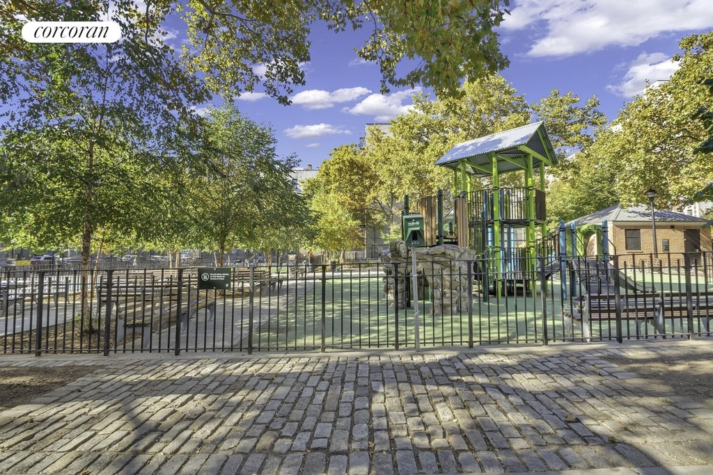563 W 170th Street - Photo 22