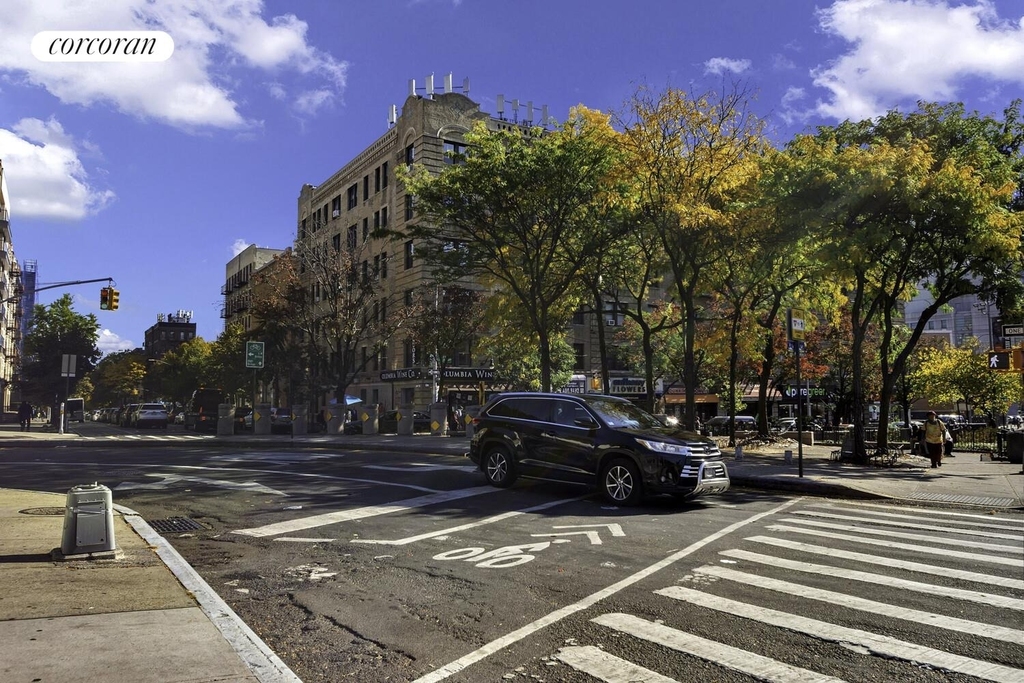 563 W 170th Street - Photo 29