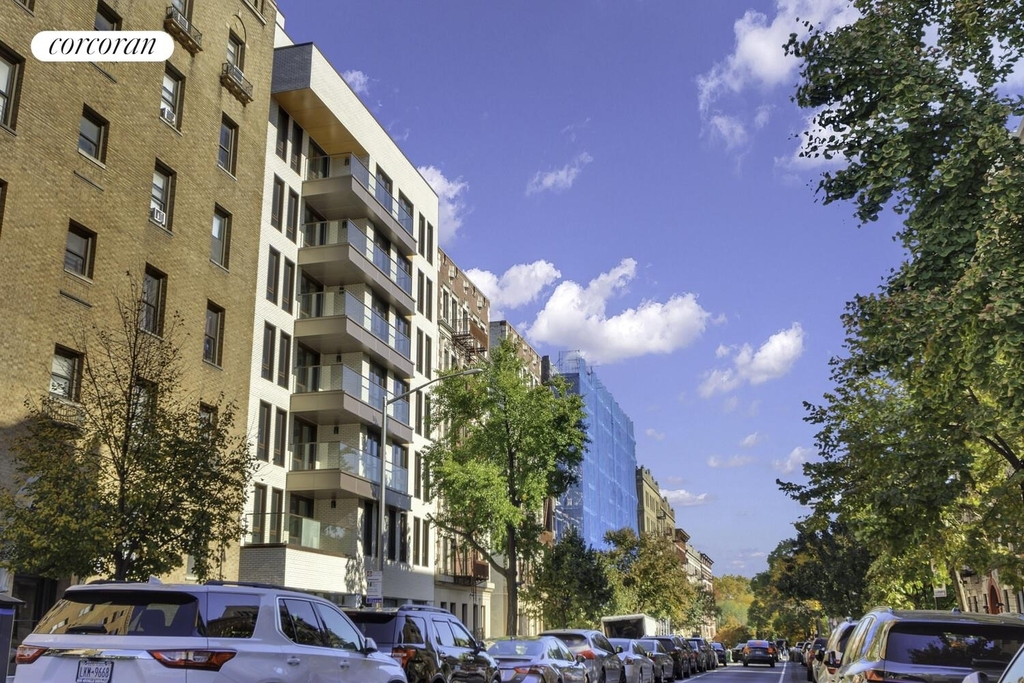 563 W 170th Street - Photo 15