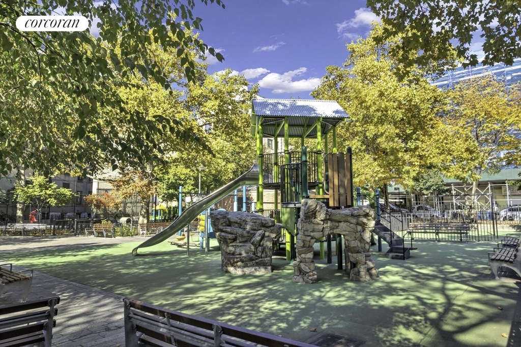 563 W 170th Street - Photo 19