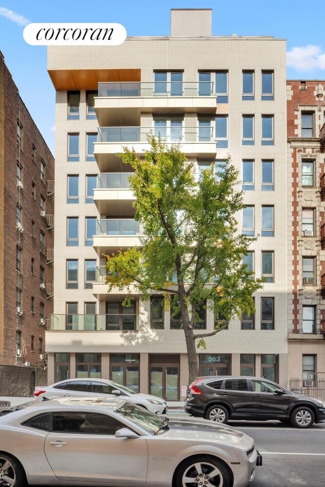 563 W 170th Street - Photo 14