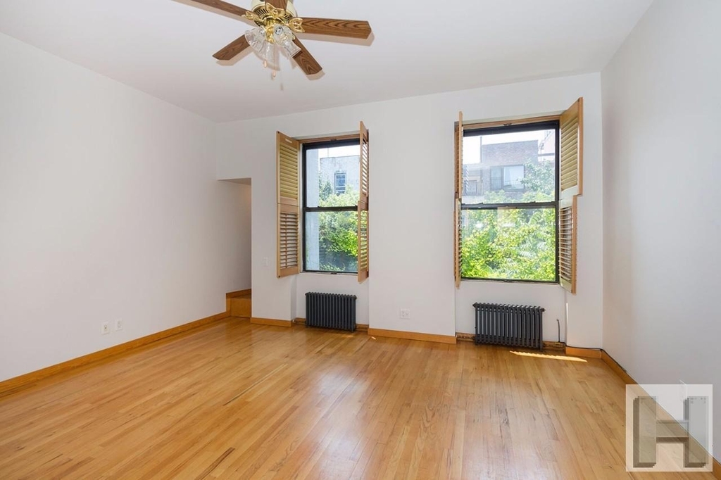 120 W 119th Street - Photo 4
