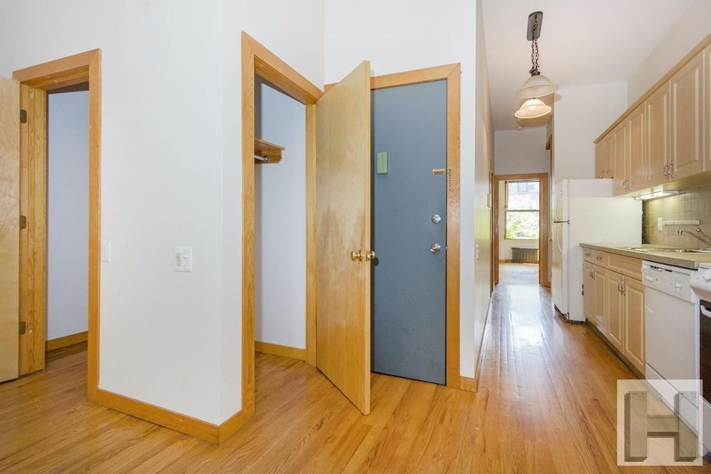 120 W 119th Street - Photo 9