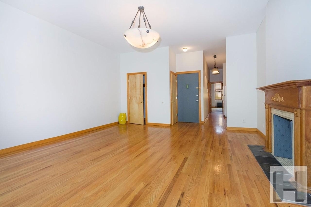 120 W 119th Street - Photo 2