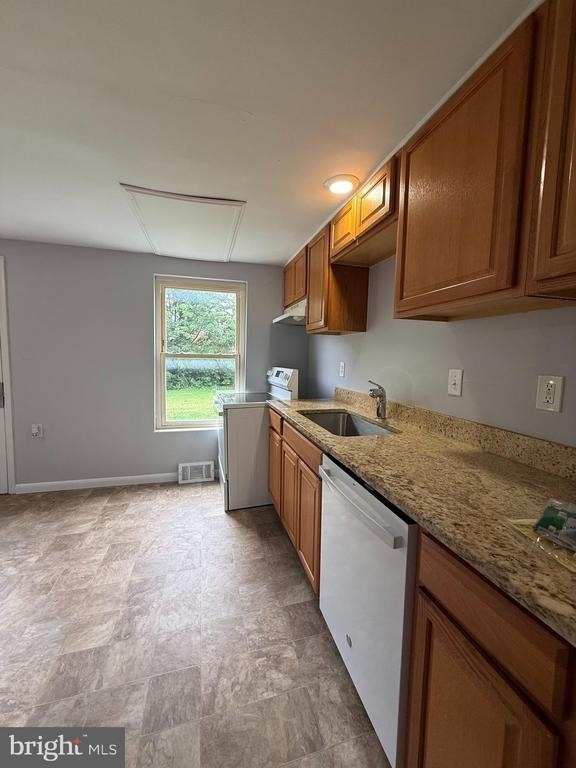 203 E Whitlock Avenue - Photo 6