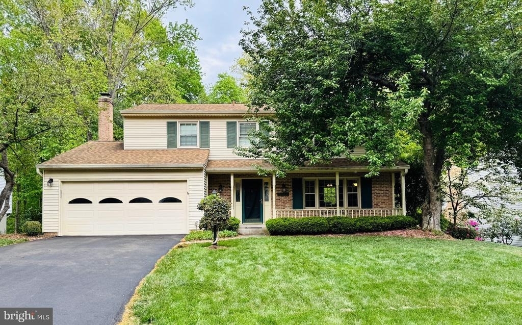 12525 Hedges Run Drive - Photo 0