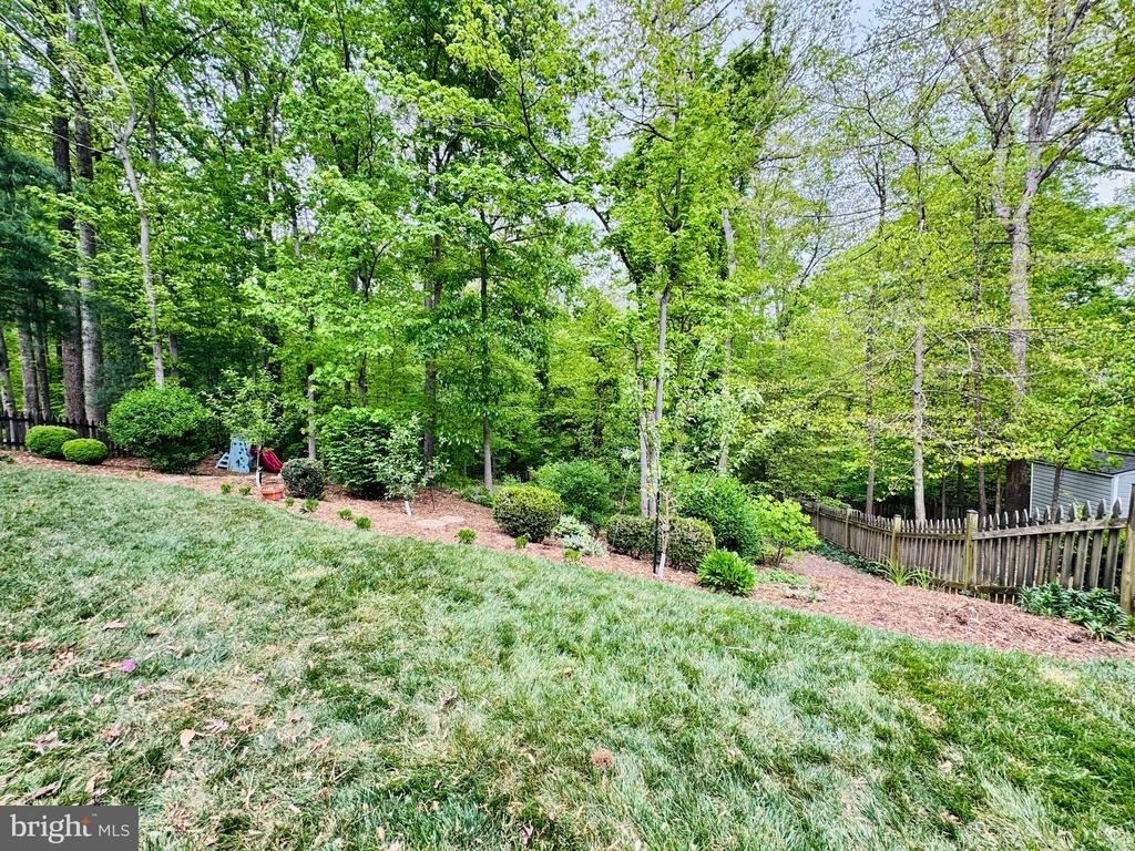 12525 Hedges Run Drive - Photo 5