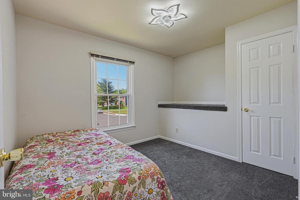 9729 Zimbro Avenue - Photo 17