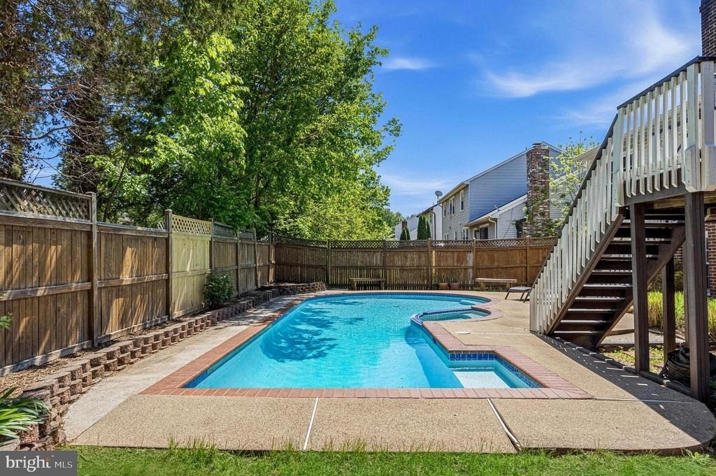 9729 Zimbro Avenue - Photo 33