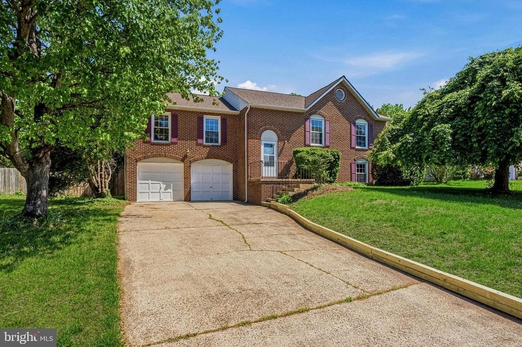 9729 Zimbro Avenue - Photo 1