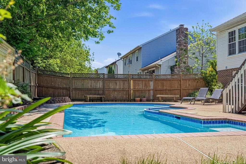 9729 Zimbro Avenue - Photo 34