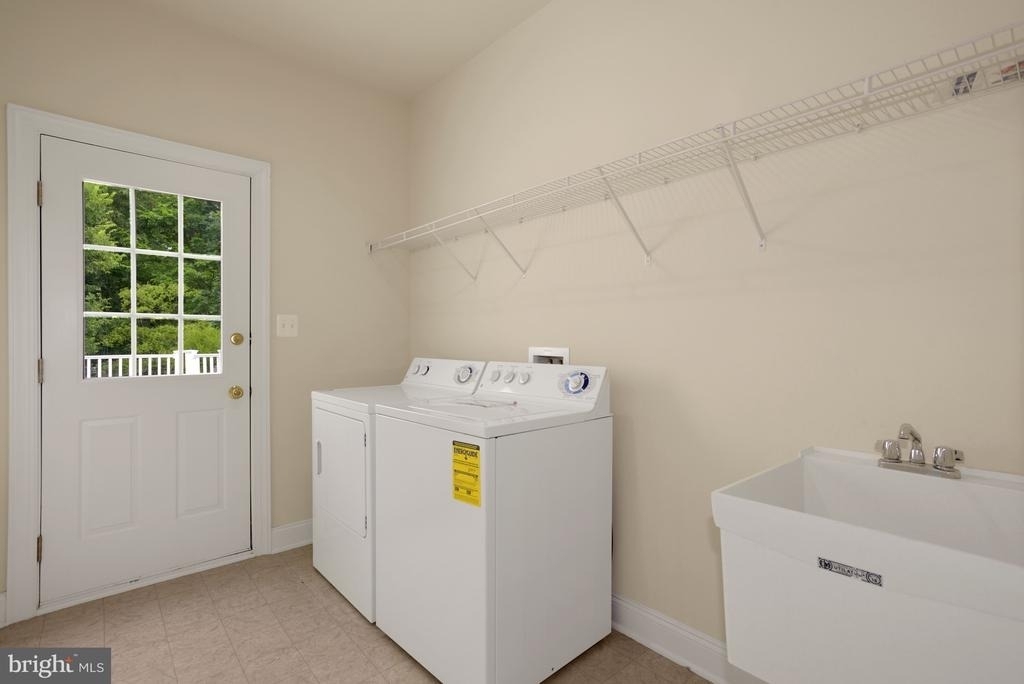 23353 Lennoxville Way - Photo 18