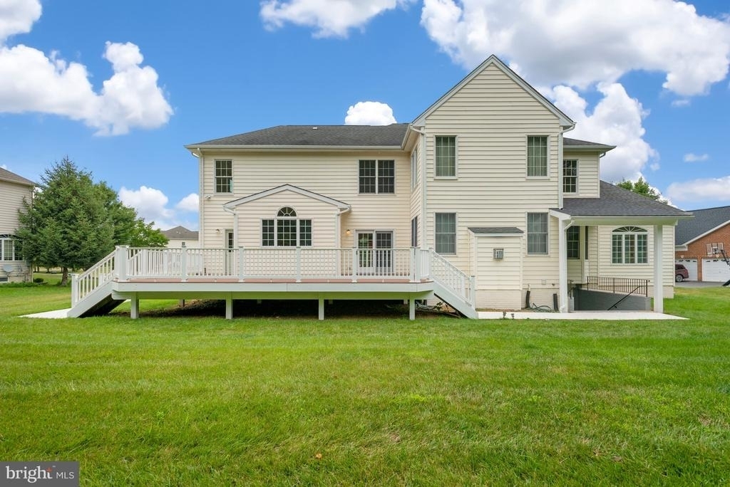 23353 Lennoxville Way - Photo 32