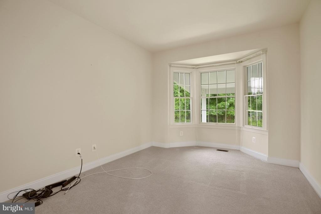 23353 Lennoxville Way - Photo 11