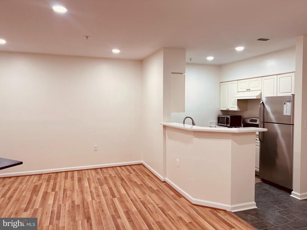 2204 Westcourt Lane - Photo 4