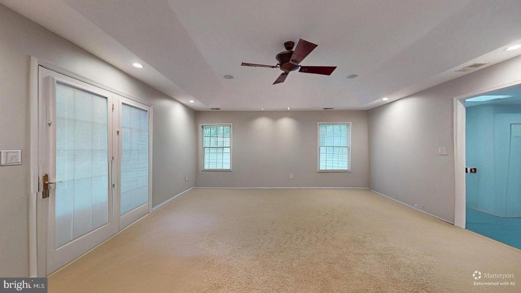 5803 Hall Street - Photo 9