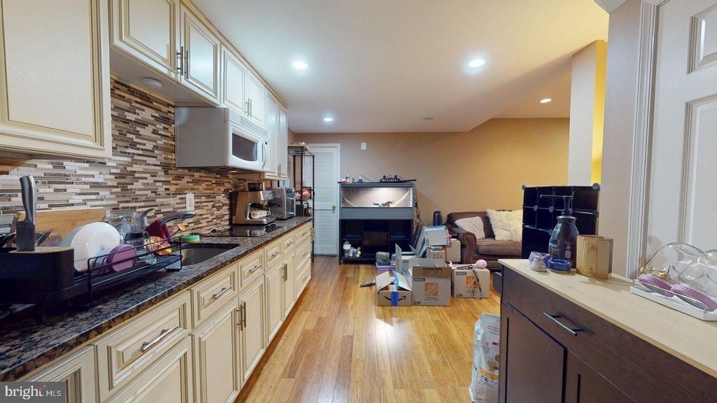 5803 Hall Street - Photo 29