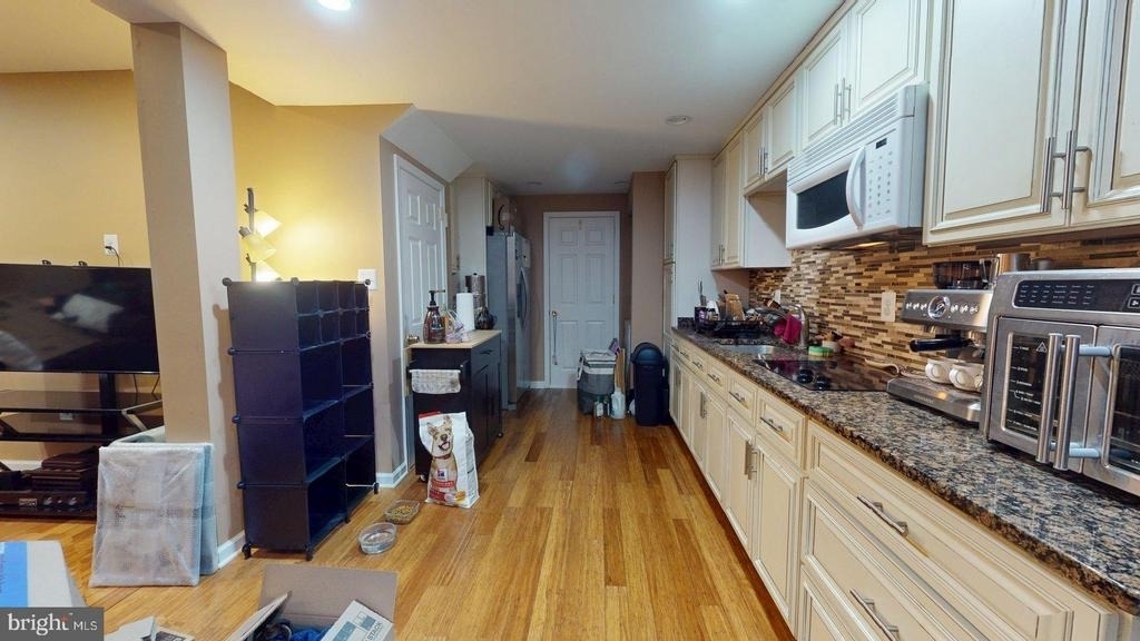 5803 Hall Street - Photo 28