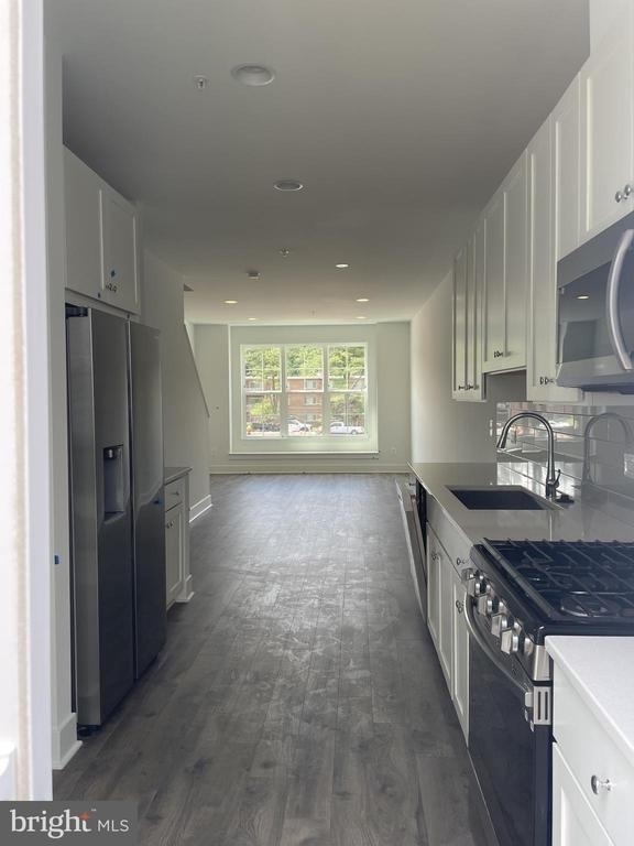 7372 Blade Drive - Photo 4