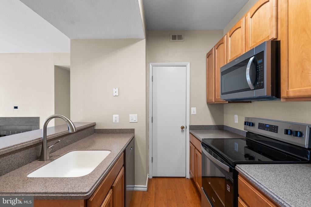 12151 Penderview Lane - Photo 9