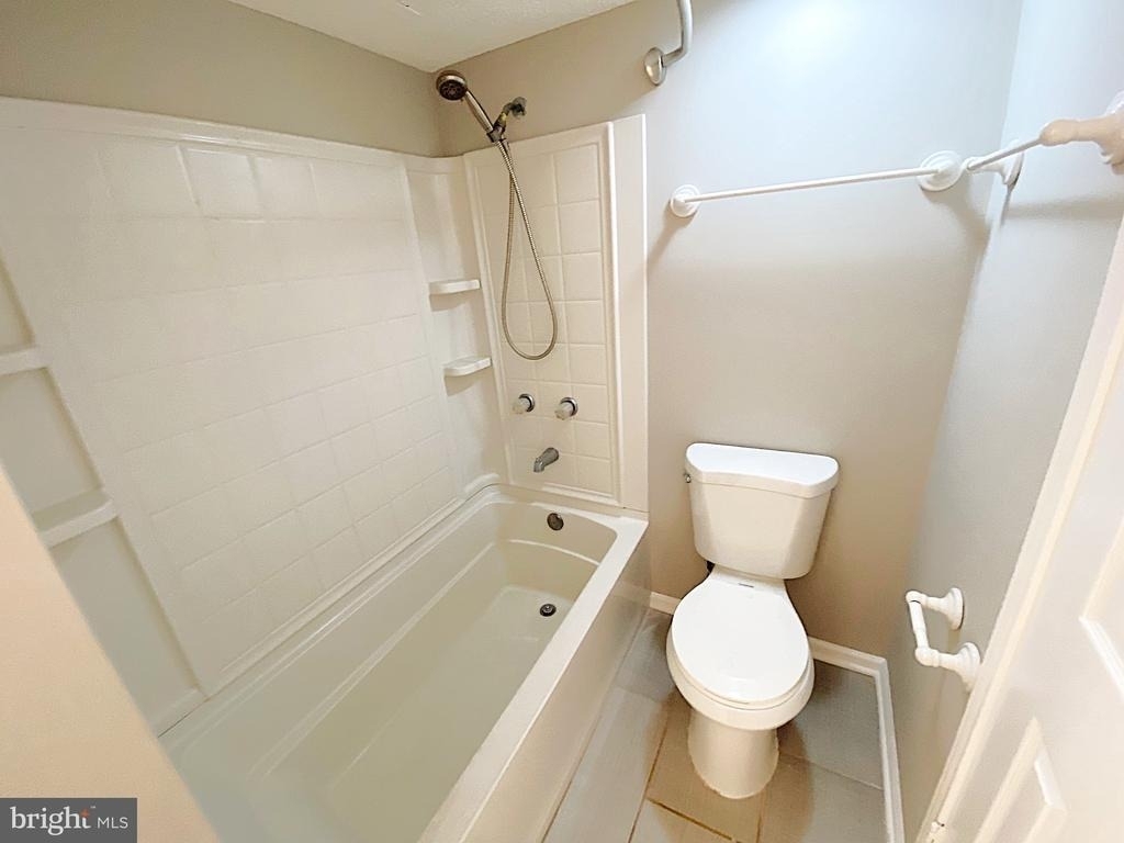 1524 Lincoln Way - Photo 32