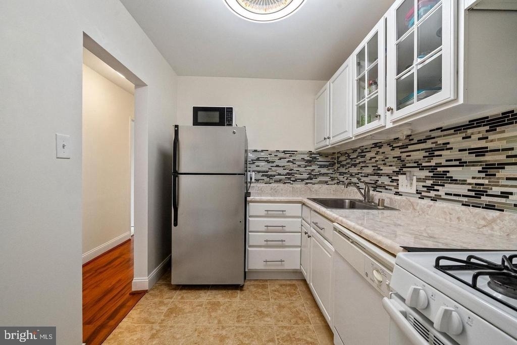 7984 Audubon Avenue - Photo 13