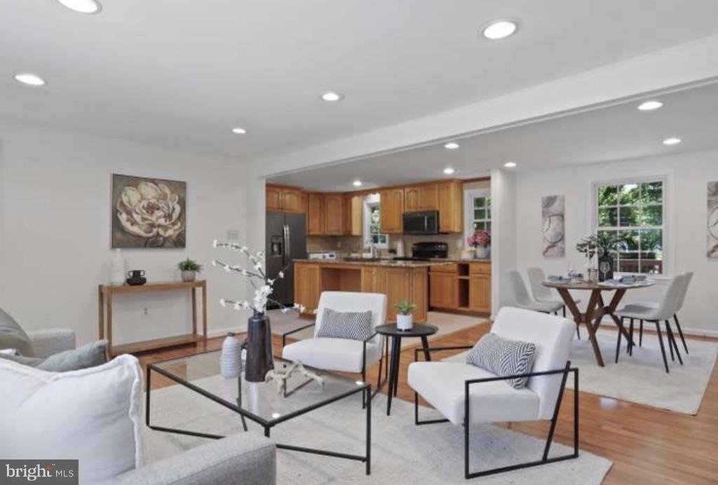 6224 Thornwood Drive - Photo 5