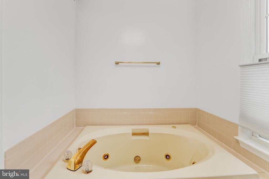 10219 Aspen Willow Drive - Photo 12