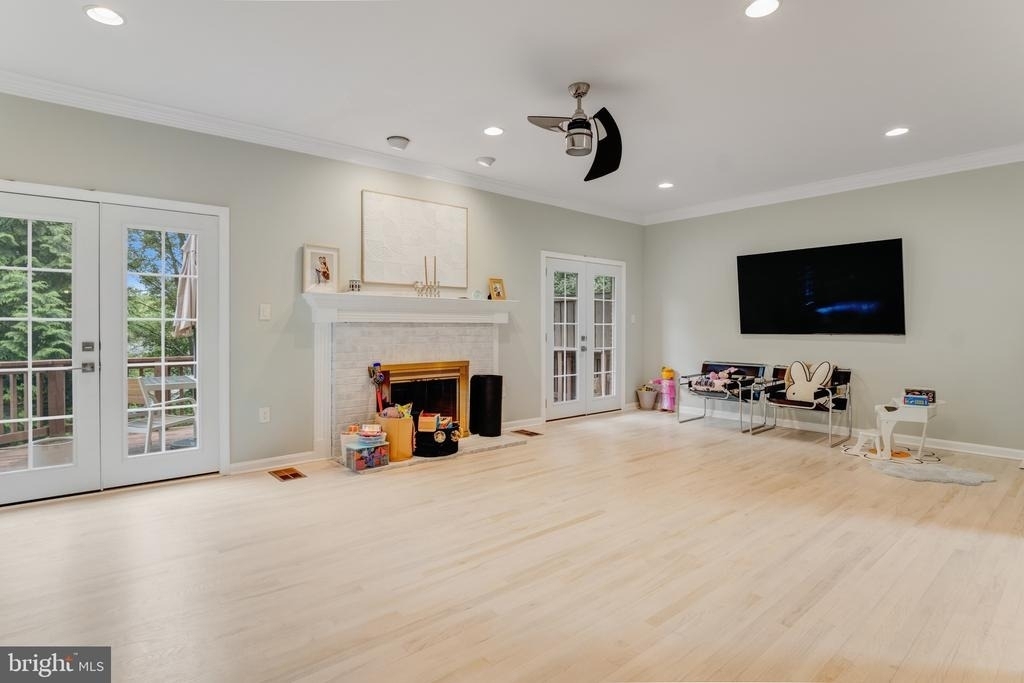 10219 Aspen Willow Drive - Photo 9
