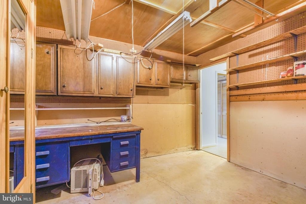 408 Deerwood Drive - Photo 24
