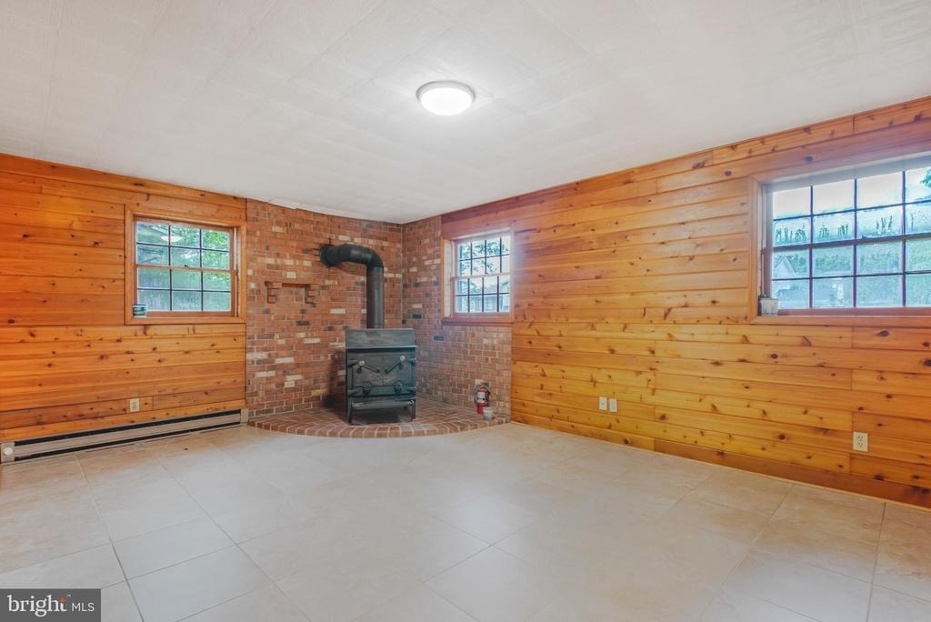 408 Deerwood Drive - Photo 18