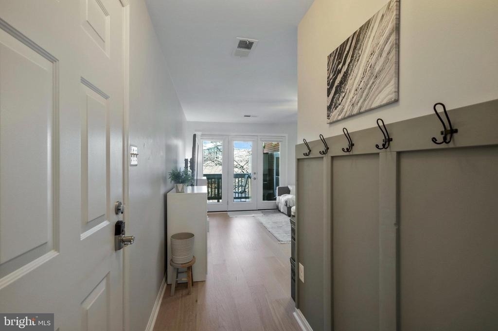 1417 Oronoco Street - Photo 2