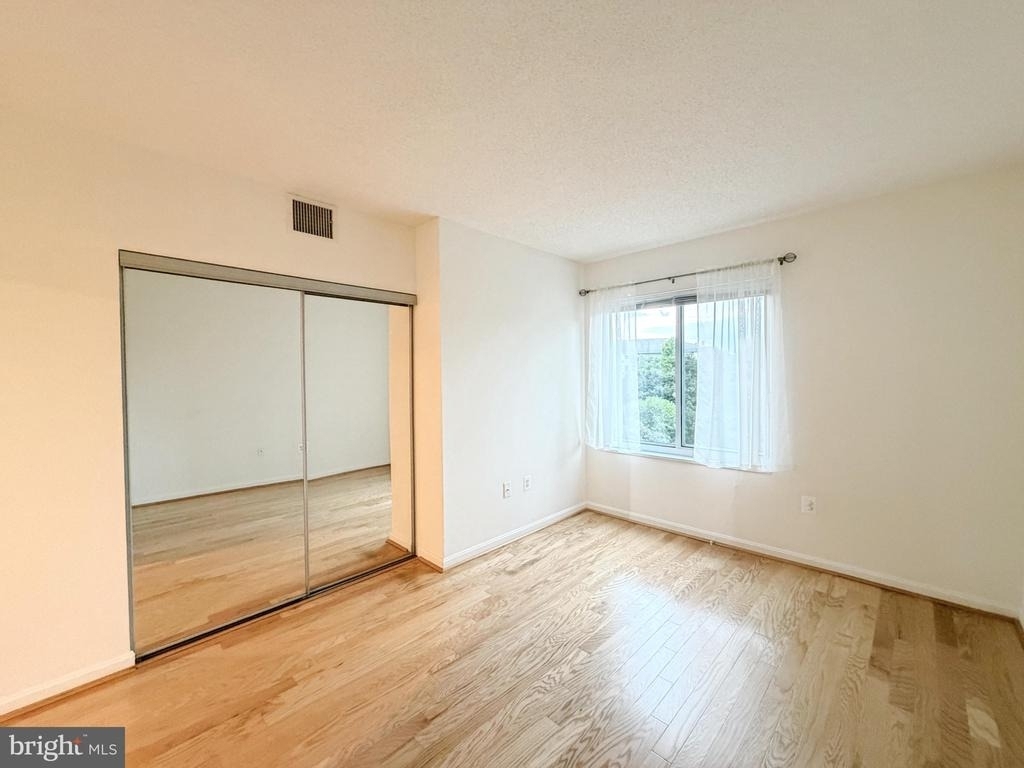 3101 N Hampton Drive - Photo 17