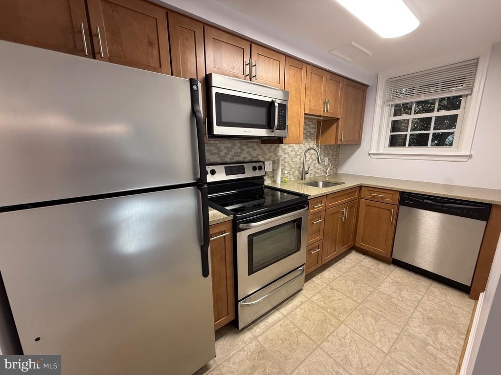 2902 13th Road S - Photo 4