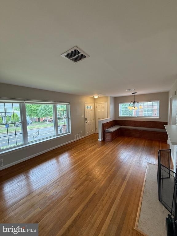 2632 N Sycamore Street - Photo 3