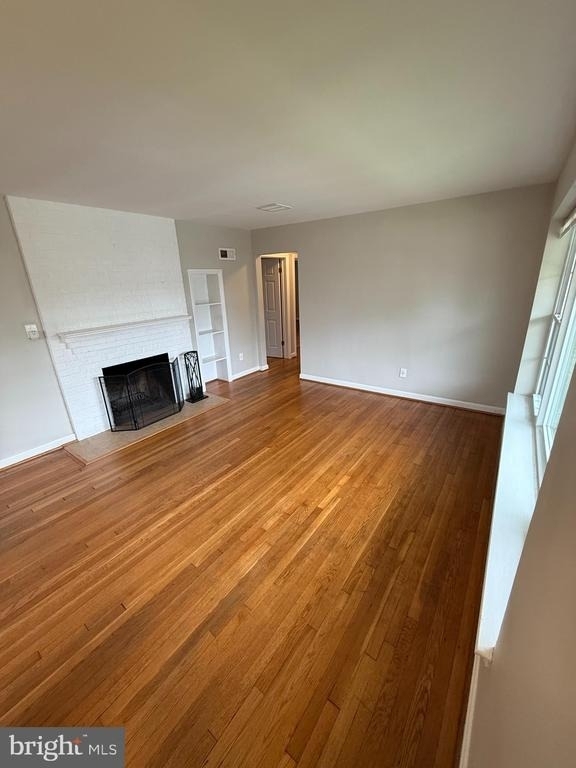 2632 N Sycamore Street - Photo 1