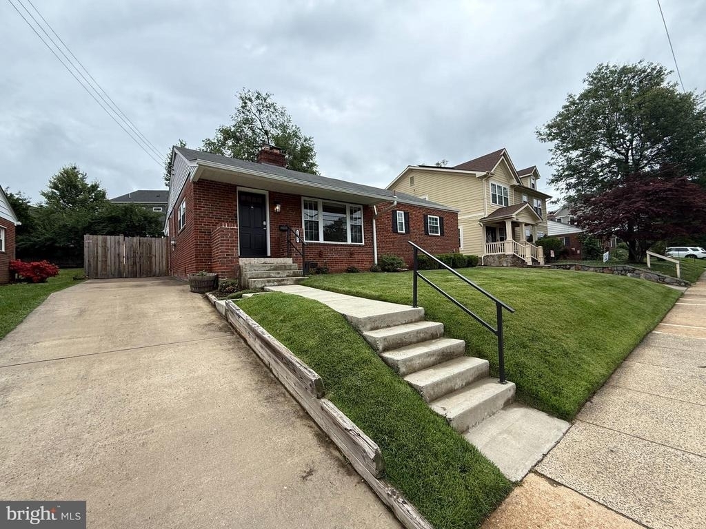 2632 N Sycamore Street - Photo 19