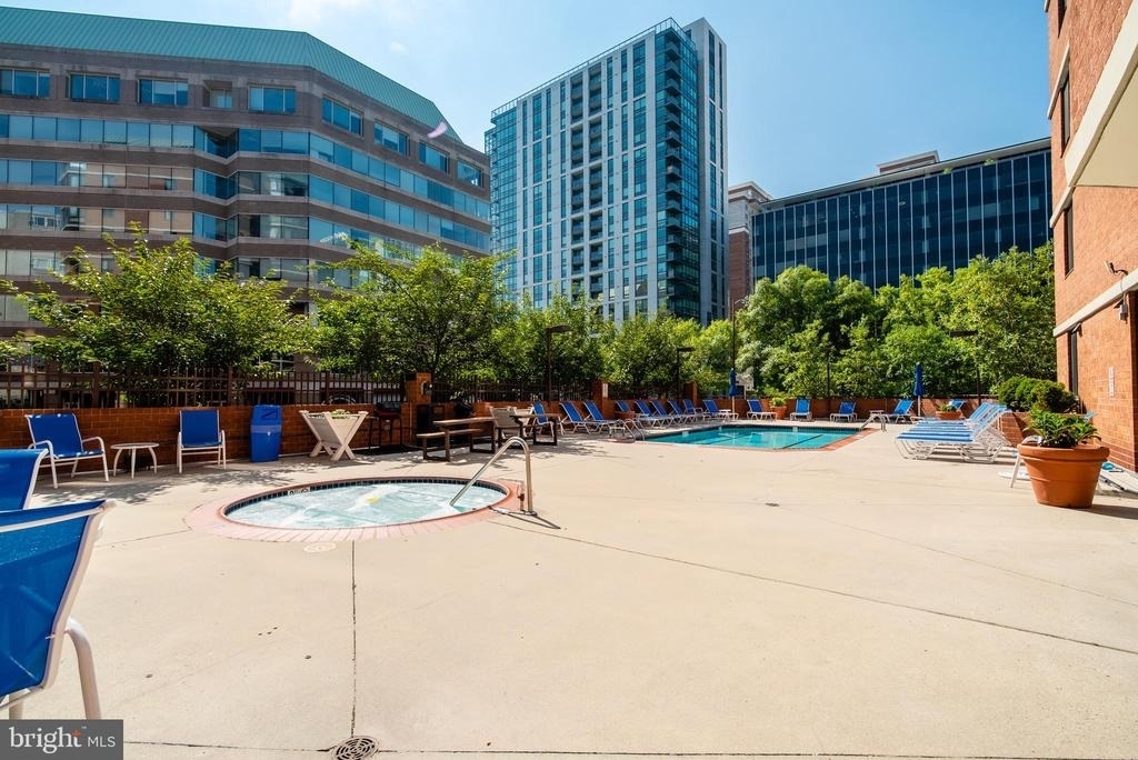 1001 N Randolph Street - Photo 17