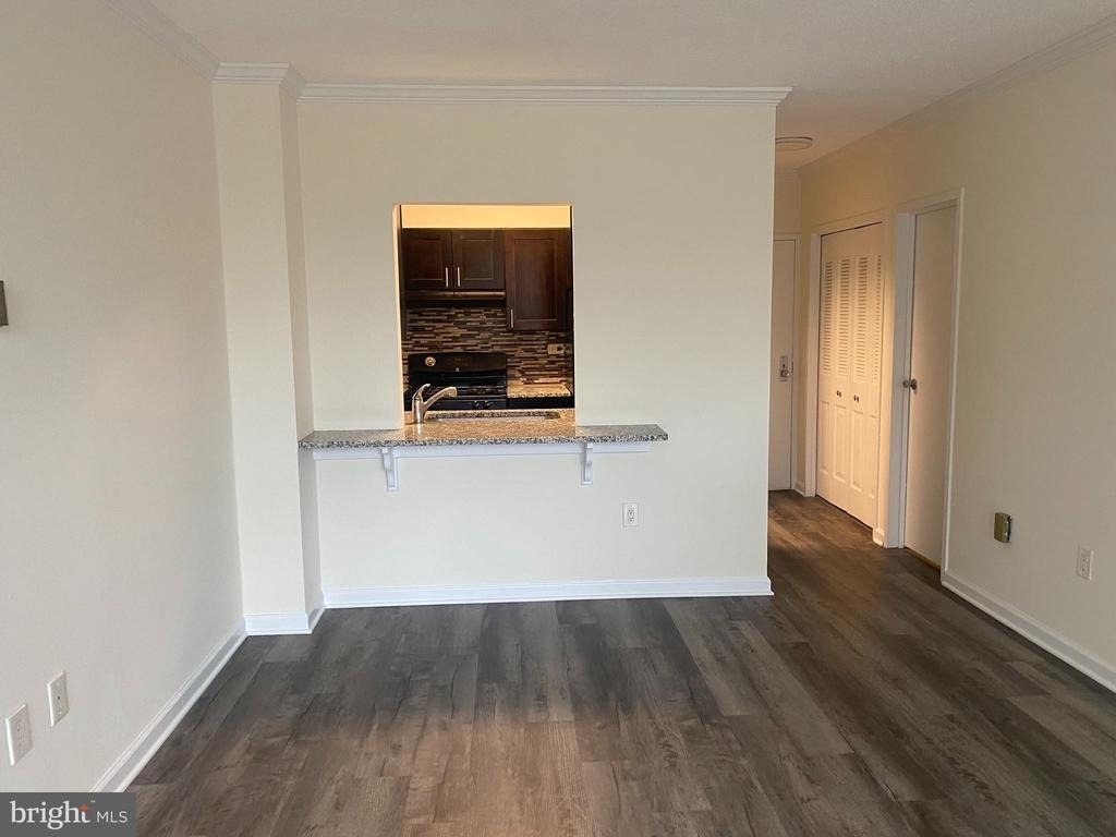 4141 N Henderson Road N - Photo 10