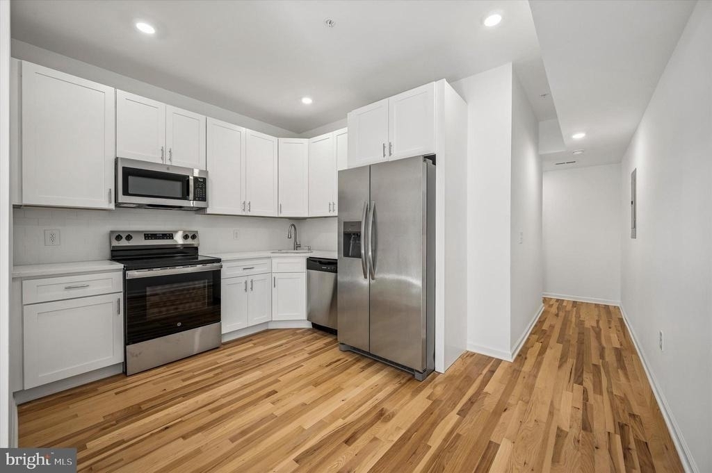 1645 N Marshall Street - Photo 1