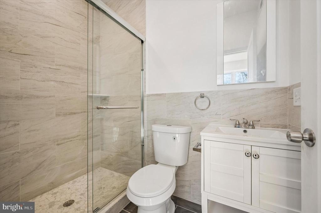 1645 N Marshall Street - Photo 6