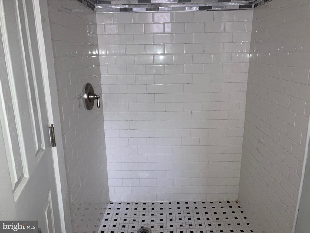 742 S 53rd Street - Photo 4