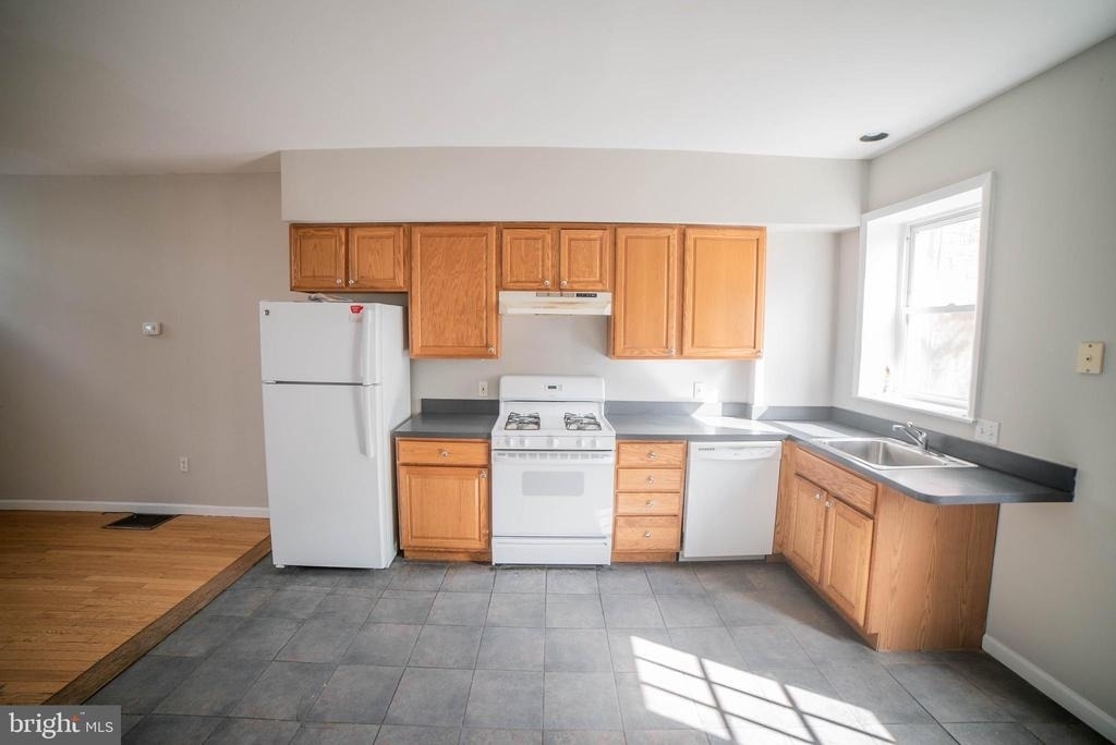 1107 N 3rd Street - Photo 5