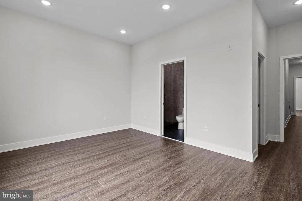 2146 N Front Street - Photo 13