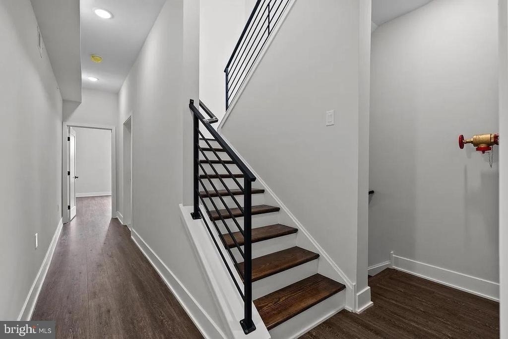 2146 N Front Street - Photo 10