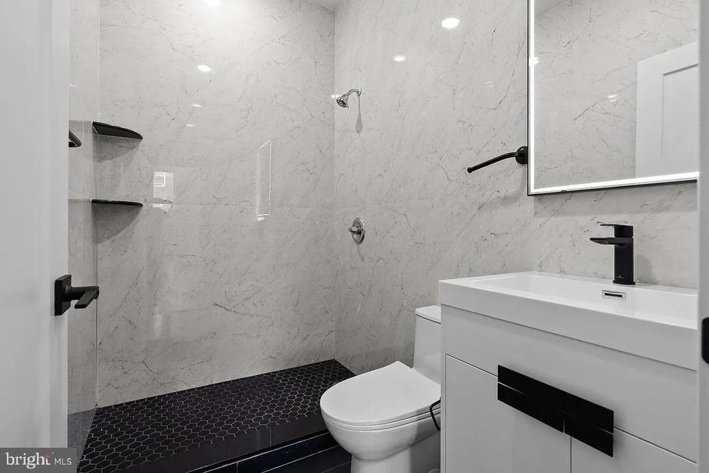 2146 N Front Street - Photo 6