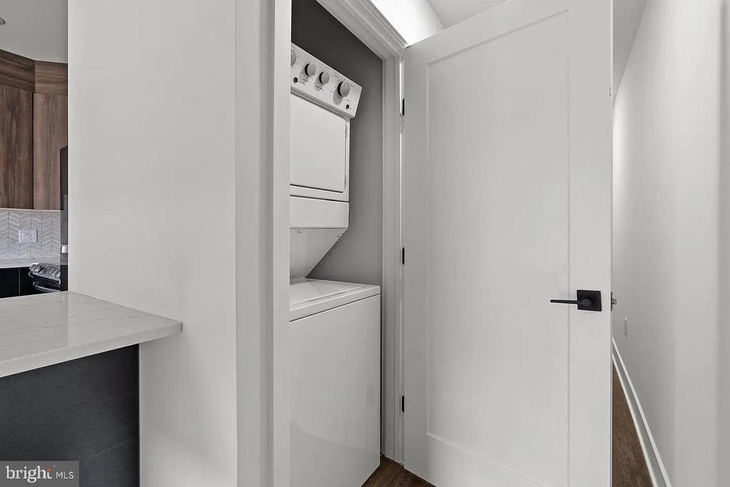 2146 N Front Street - Photo 9