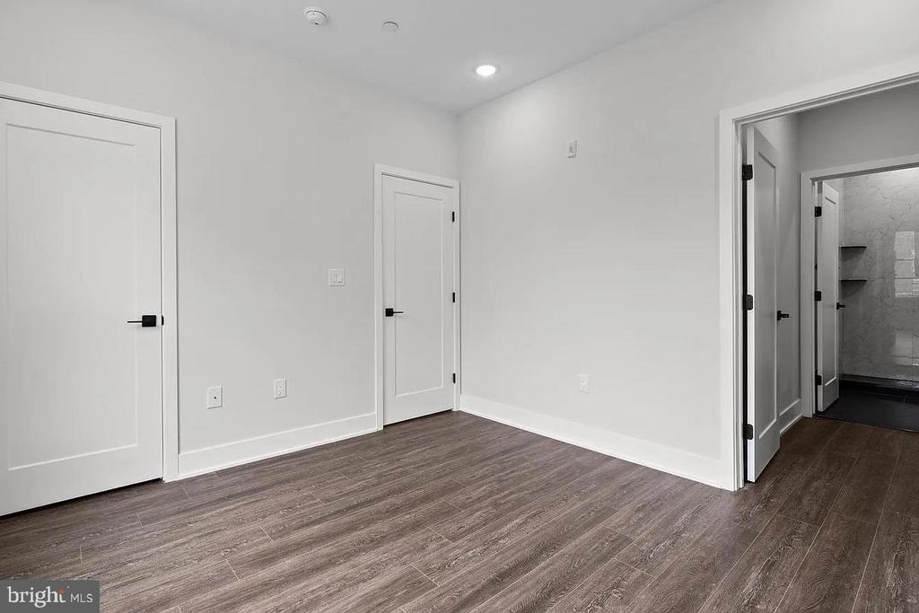 2146 N Front Street - Photo 7